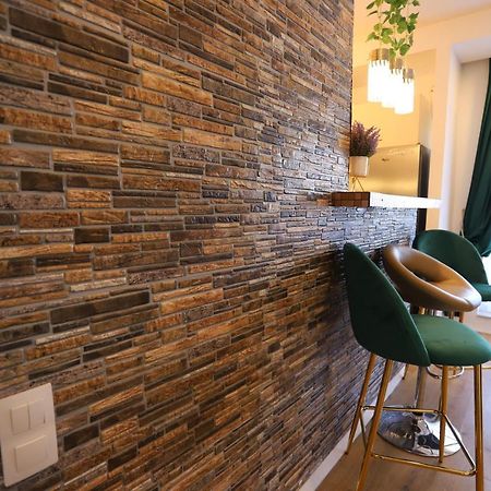 Apartament Beauty Smarald By Cosmopolis Stefanestii de Jos Buitenkant foto