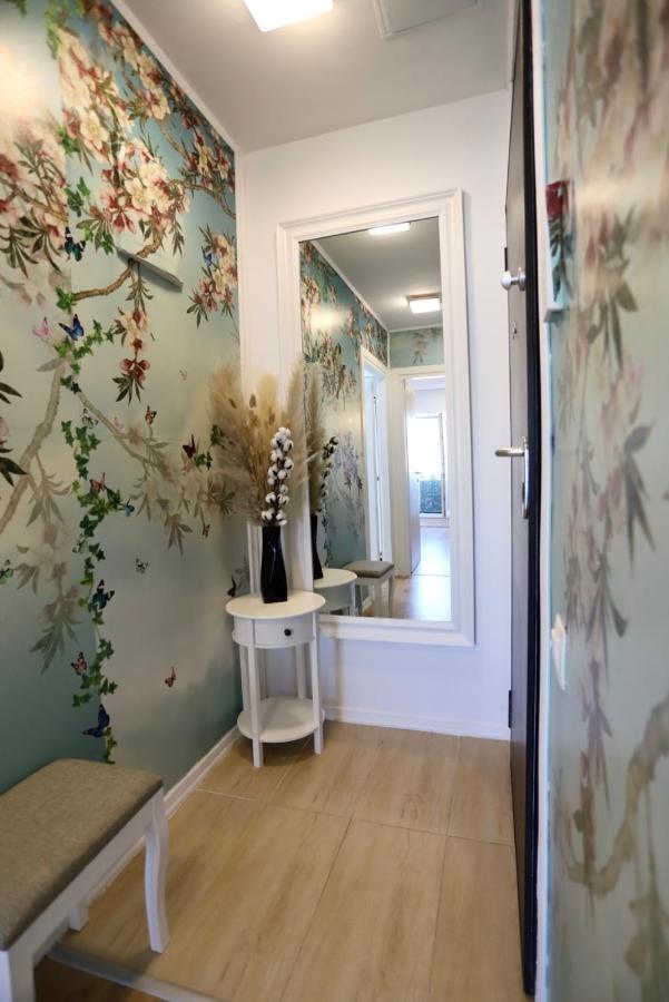 Apartament Beauty Smarald By Cosmopolis Stefanestii de Jos Buitenkant foto